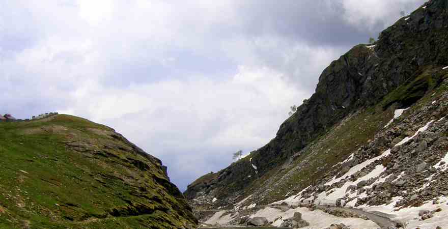 Enjoy A Trip to the Beauty of the Queen of Manali Valley